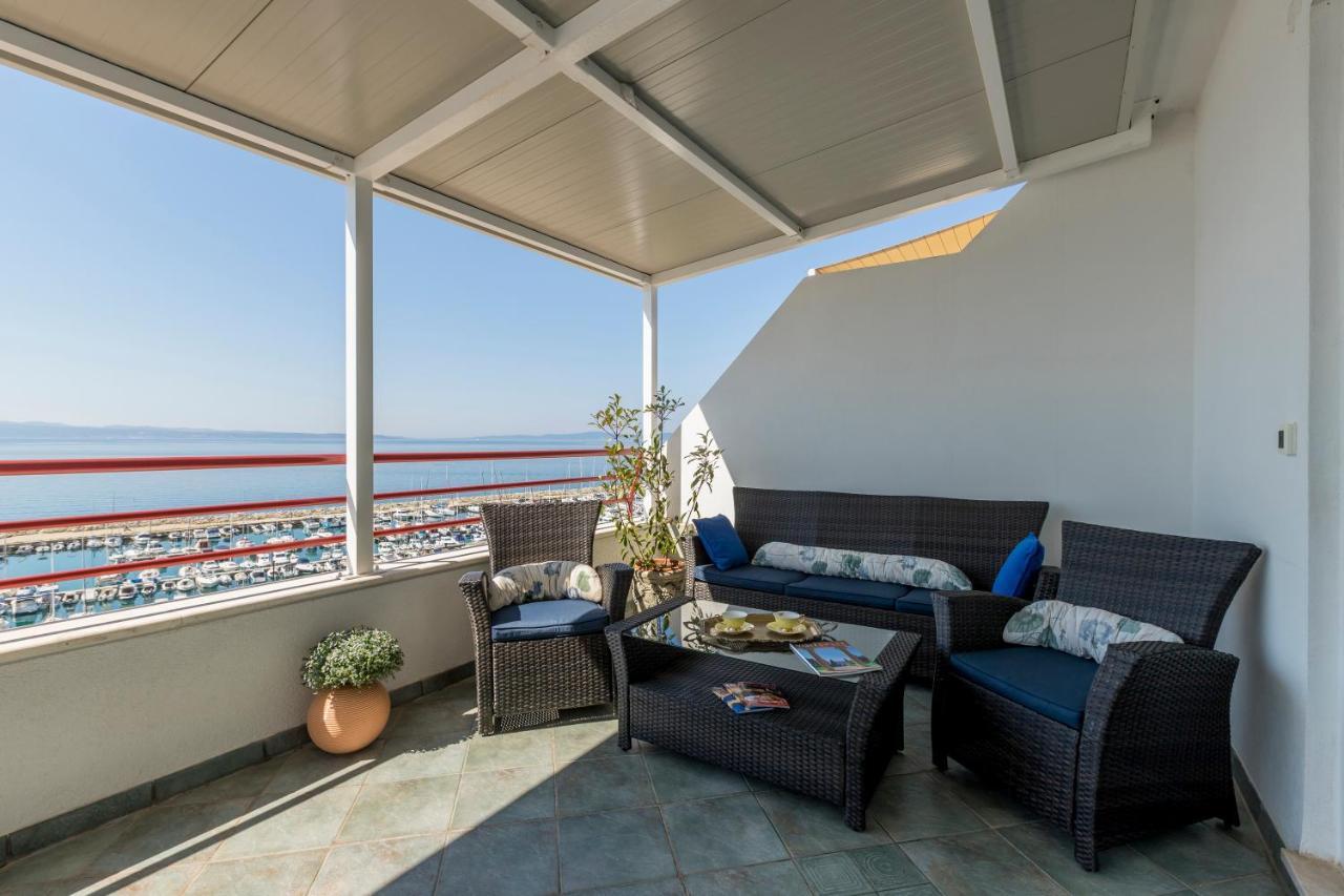 Seaside Penthouse With Hot Tub Sky Living Apartment Split Bagian luar foto
