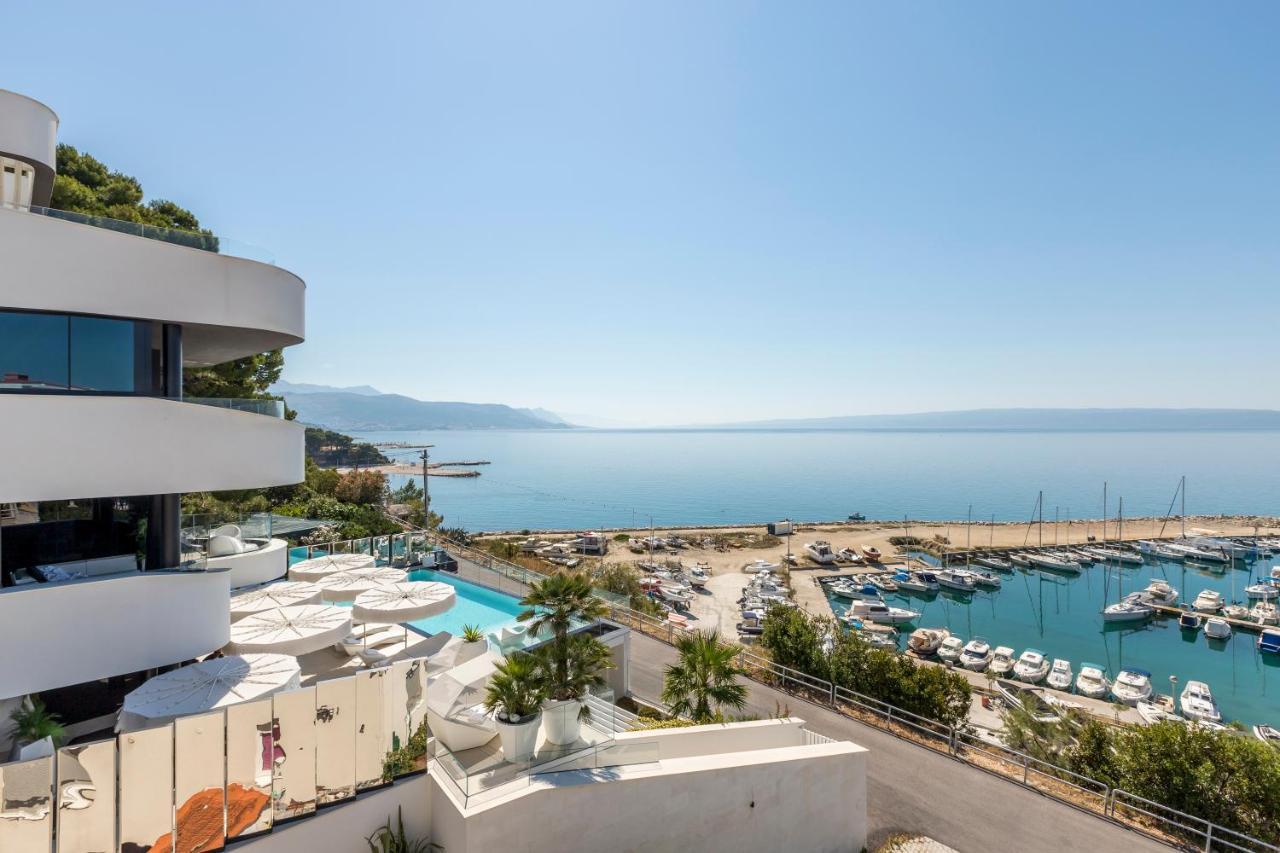 Seaside Penthouse With Hot Tub Sky Living Apartment Split Bagian luar foto
